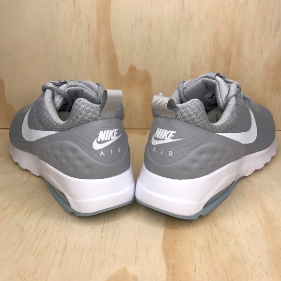 NIB NIke AIr Max Motion Low Wolf Grey - Picture 4 of 8